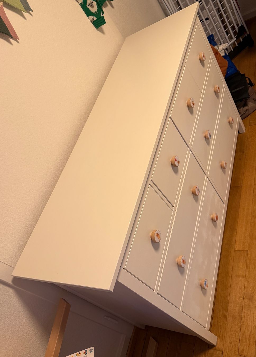Ikea Cassettiere: Ikea Hemnes Kommode mit 8 Schubladen. Winnie Puuh Knöpfe – Usato da Basel venduto da JHaller 3