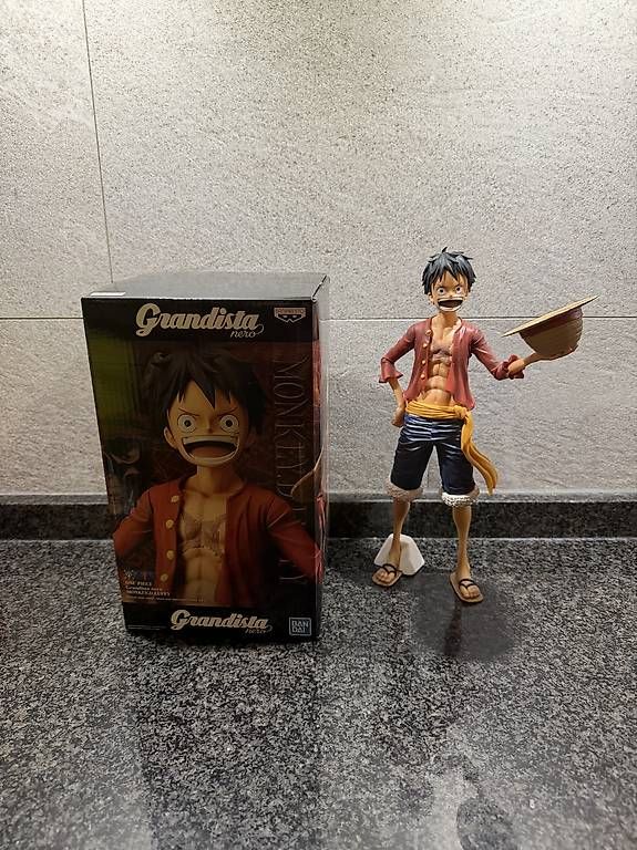 Figurines: Luffy grandista – D'occasion à Crissier par rregillo