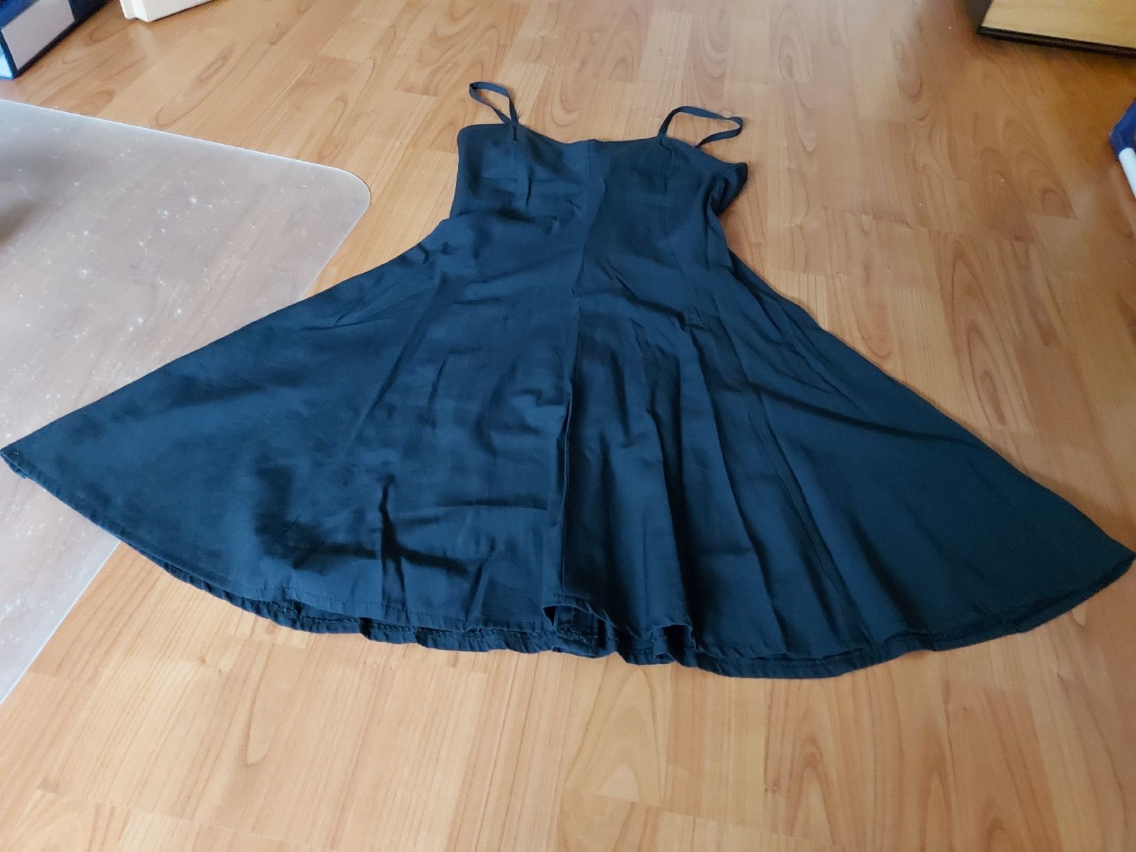 Vestiti: Robe 36 – Usato da VUADENS venduto da momy