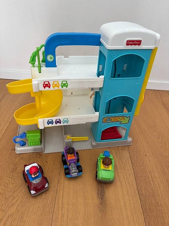 Fisher-Price Giocattoli: Fischer Price Parkhaus – Usato da Stetten SH venduto da Nicole_5