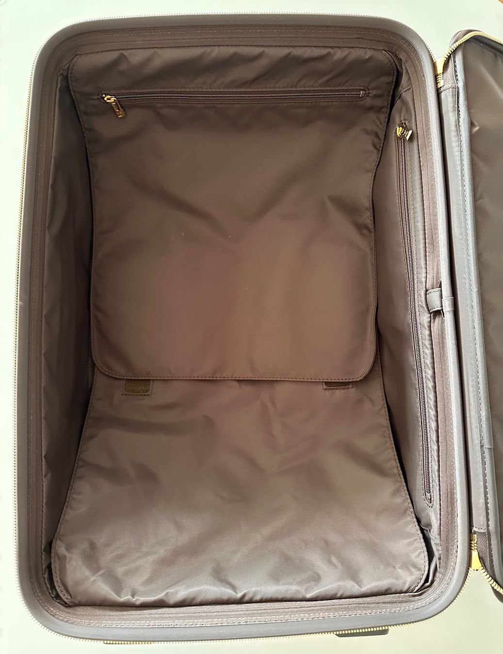 Louis Vuitton Valigie: Luis Vuitton Trolley Koffer, wie neu – Nuovo (secondo la descrizione) da Küsnacht ZH venduto da Harobed18 3