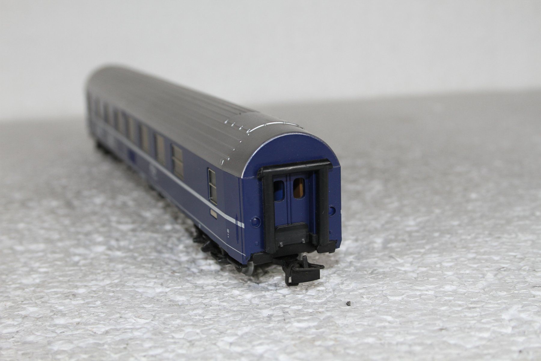 Märklin Modelleisenbahnen: Märklin 4151 NS TEN Schlafwagen – Gebraucht aus Triesen von gleis8 2