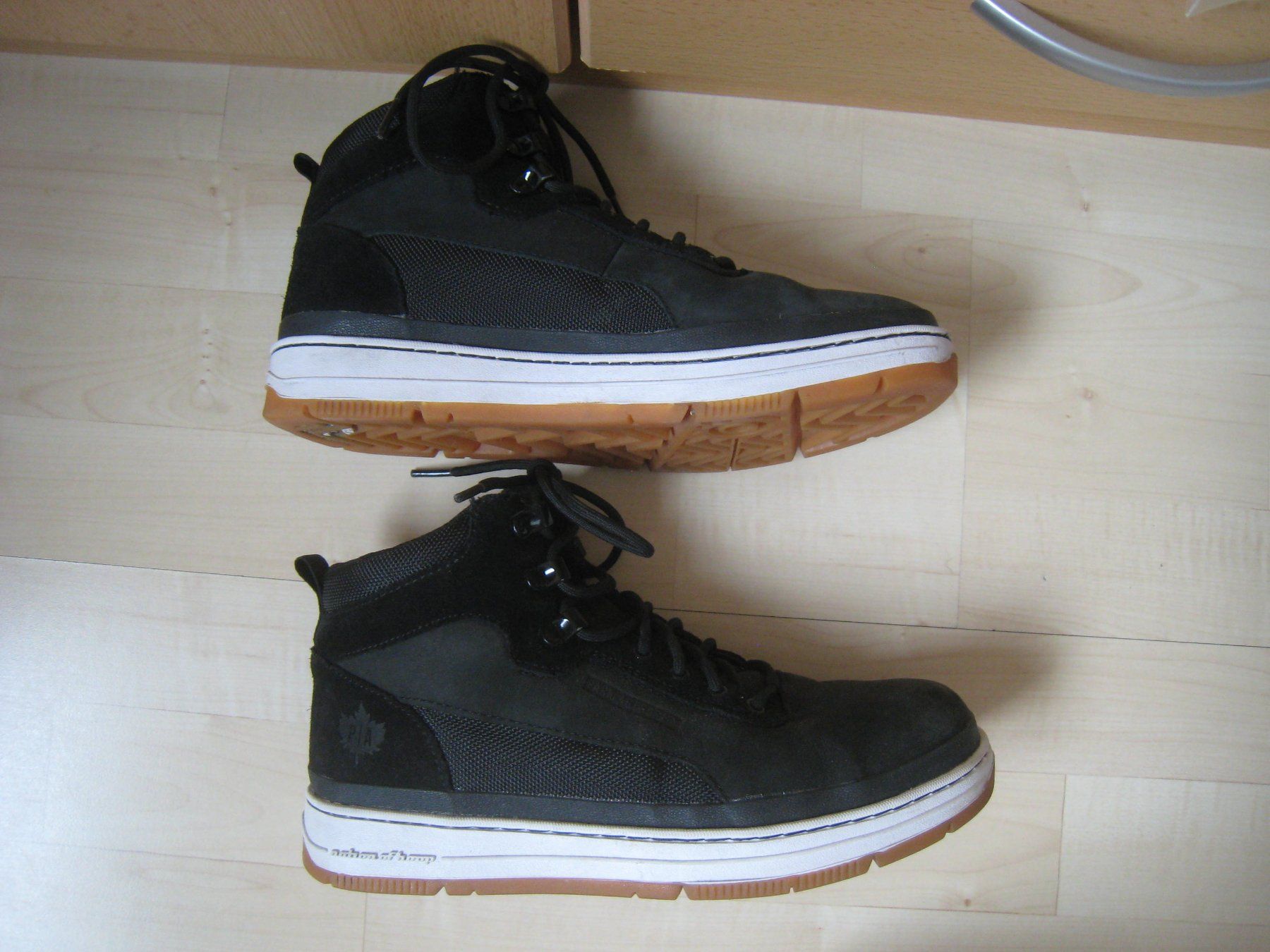 Scarpe da uomo: PARK Authority P/A  Schuhe  Sneaker  Gr. 39.5 – Usato da Dättlikon venduto da Mamakuga
