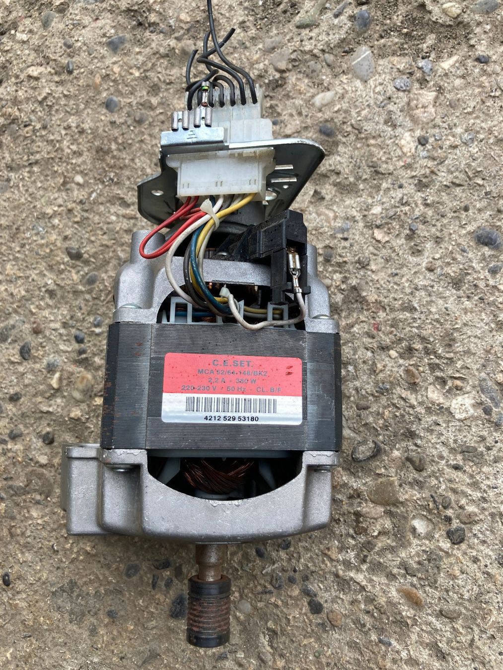 Motori: Electroteur pour lave - linge. – Usato da Bourrignon venduto da filledemai