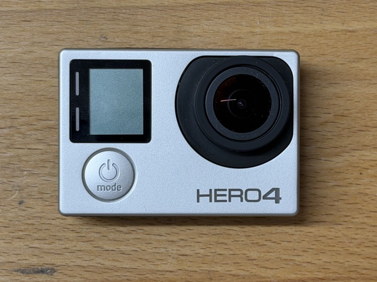 Gopro Action Cam: GoPro Hero 4 Silver Action Cam – Usato da Biel-Benken BL venduto da theskipster 3