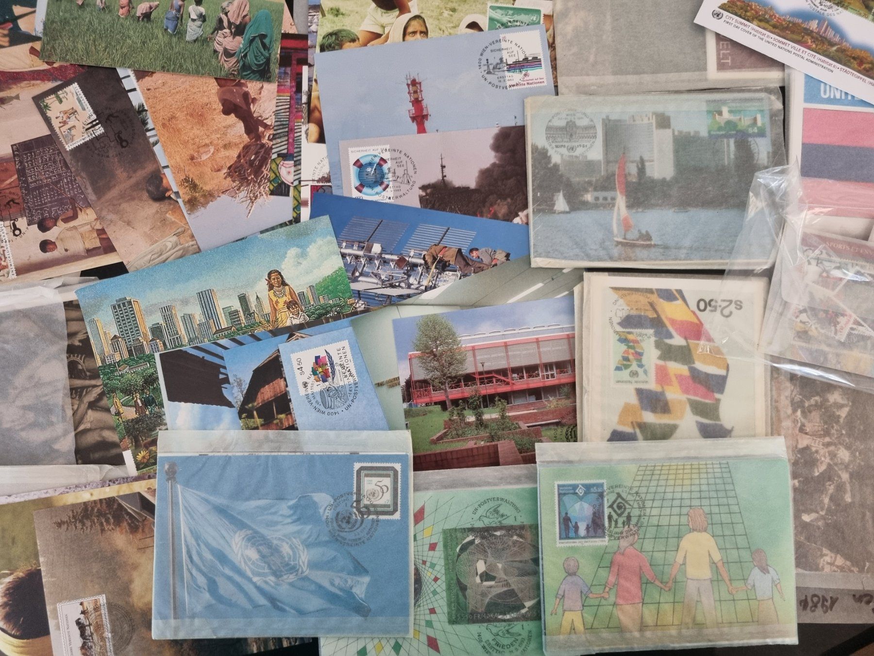 Alle Briefmarken: Kiste mit xxx Briefe/FDC/Maximumkarten UNO – Gebraucht aus Gümligen von Geniusbuy 8