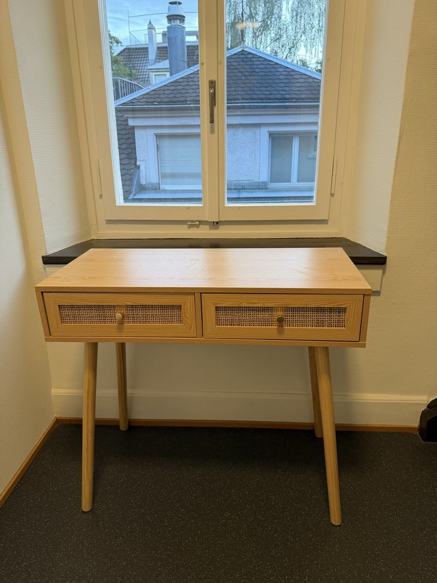 Scrivanie: Commode with two drawers  – Usato da Zürich venduto da roe_75pz 1