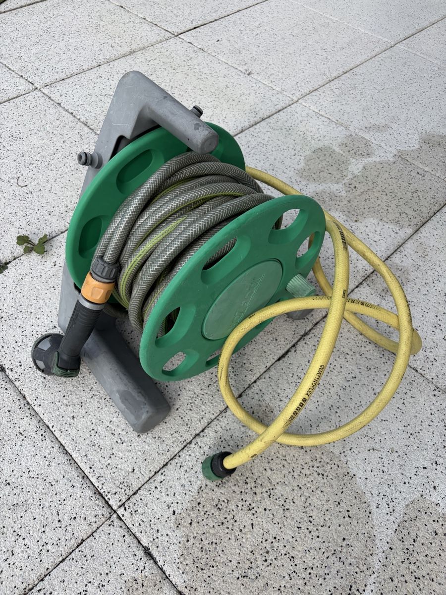 Rohre & Schläuche: Gartenschlauch 12 m – Gebraucht aus Freidorf TG von ibipatria