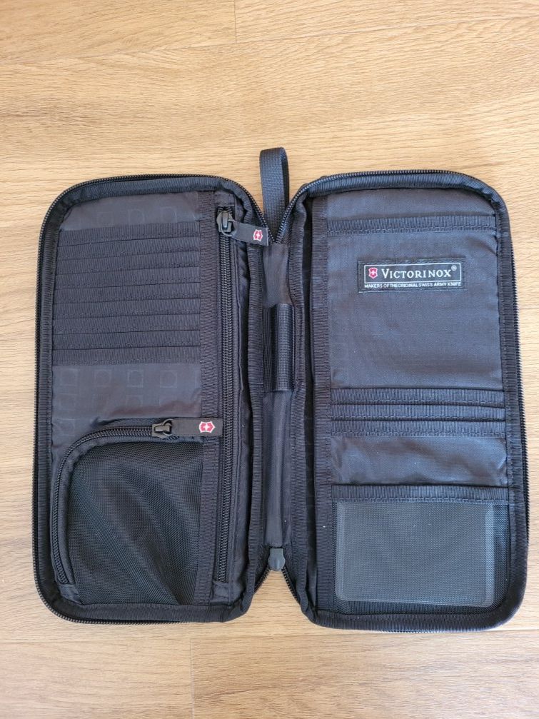 Victorinox Altro in  Abbigliamento & Accessori: Victorinox Travel Organizer – Nuovo (secondo la descrizione) da Kreuzlingen venduto da glo_yg6c