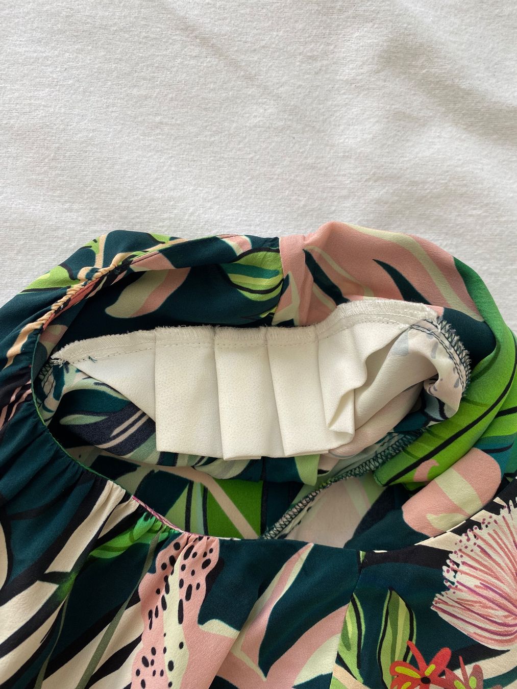 Marc Cain Camicette: Marc Cain Bluse mit Seide, Grösse 34 – Nuovo (secondo la descrizione) da Winterthur venduto da marisole4 9