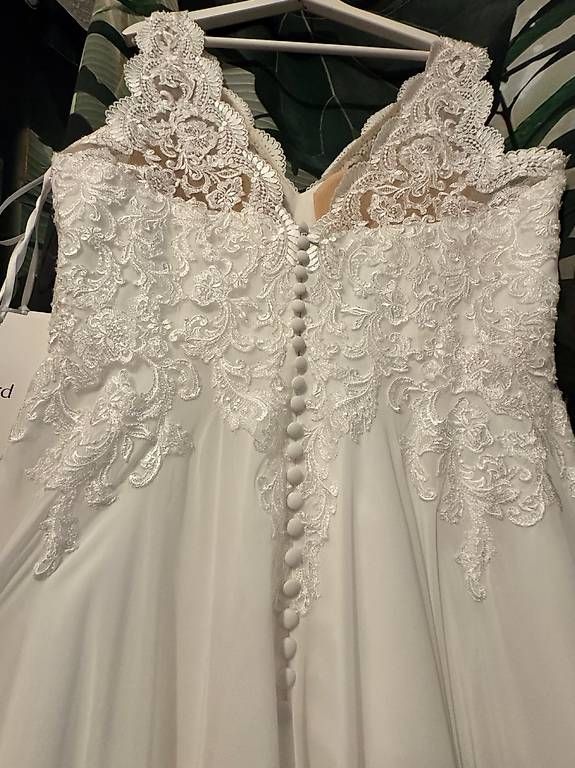Kleider: Brautkleid  ungebraucht  – Gebraucht aus Arbon von ine_5dhs 4