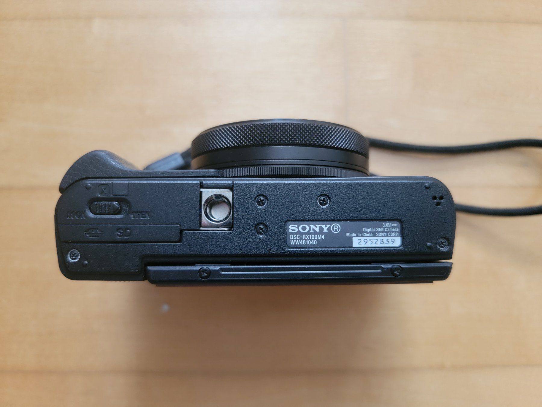 Sony Fotocamera: Sony RX100 IV mit Zubehör – Usato da Urdorf venduto da brunino 1