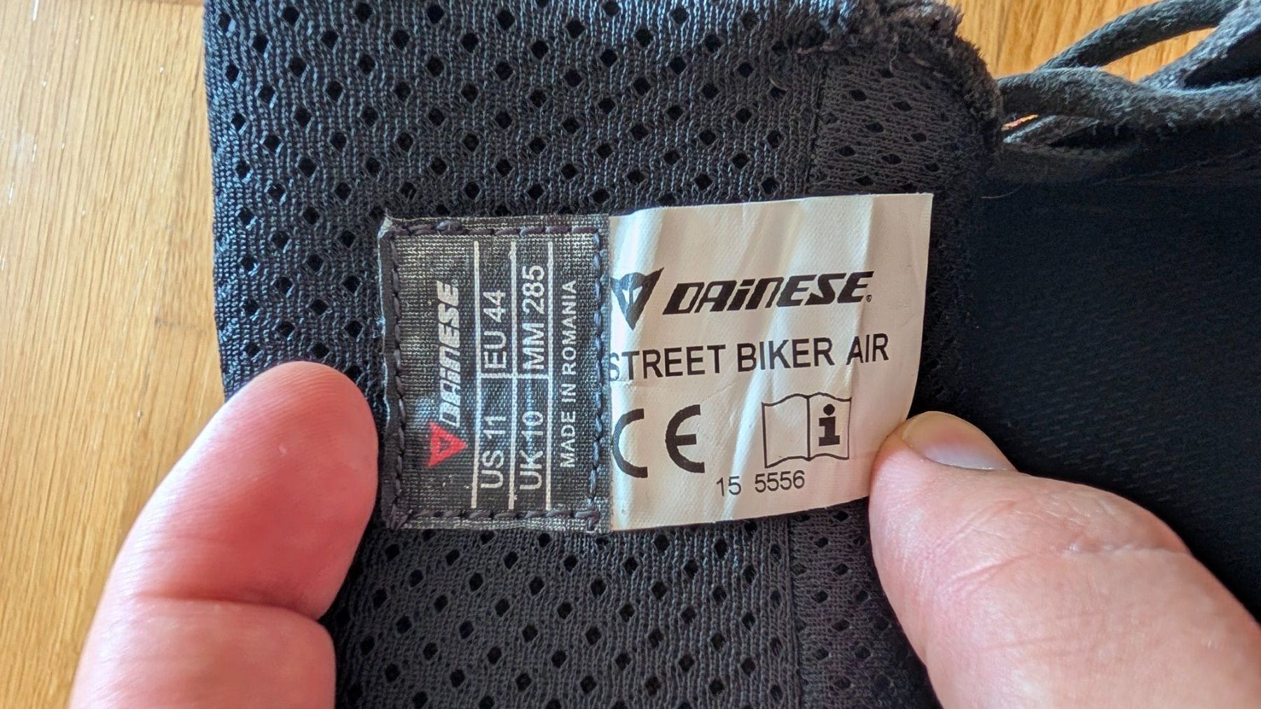 Dainese Scarpe da uomo: Motorradschuhe Dainese – Usato da Locarno venduto da antonioamato 2