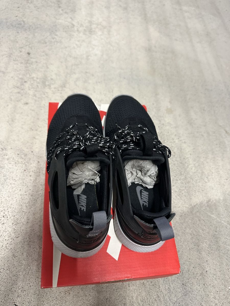 Nike Scarpe da donna: Burton Free Viritous Black Gr 37.5 – Usato da Niederlenz venduto da Shininglove 5