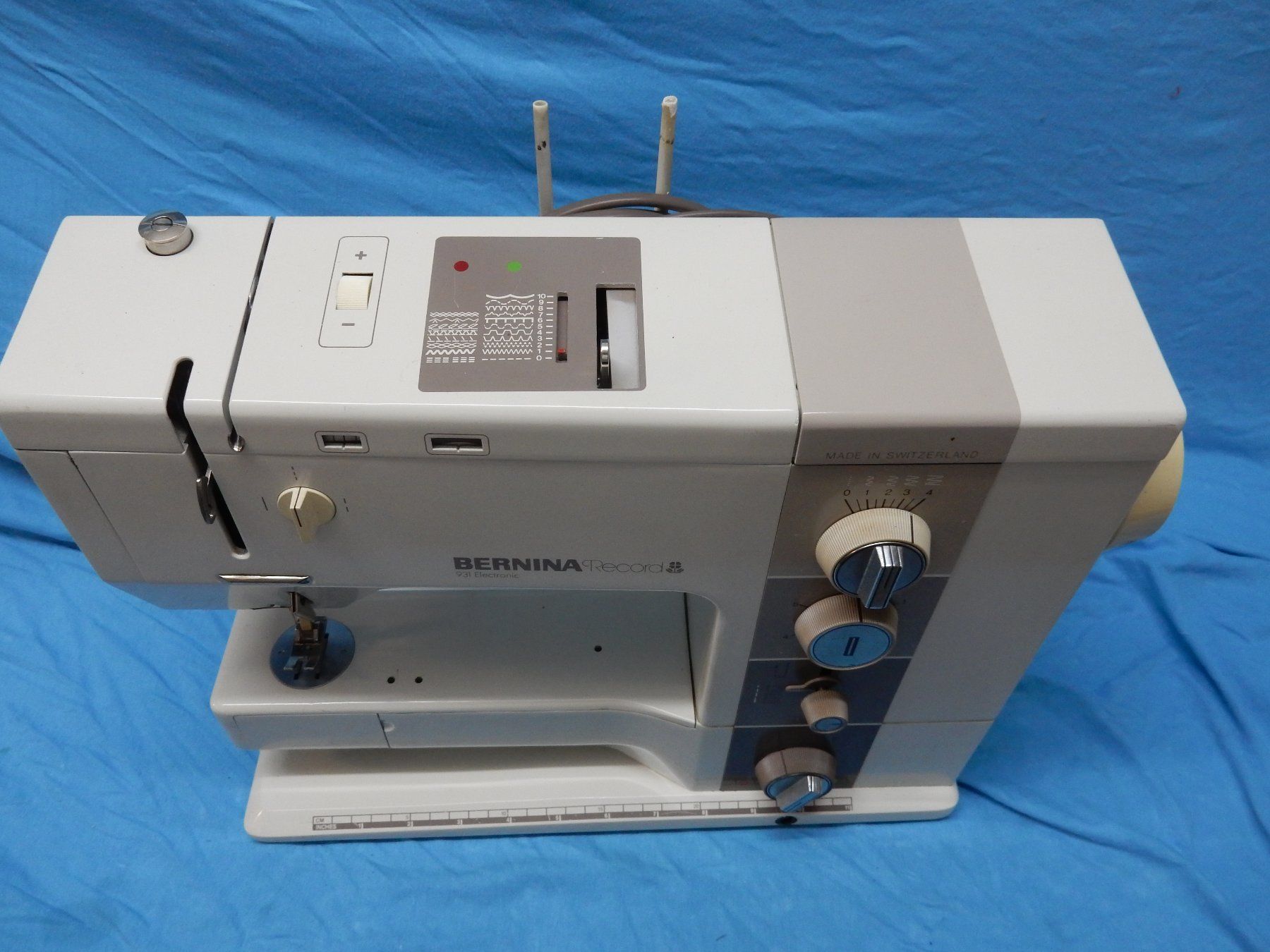 Bernina Machines à coudre: Bernina 931    ****Schnäppli ab Fr. 1.00****       26082 – D'occasion à Watt par Mariposa49