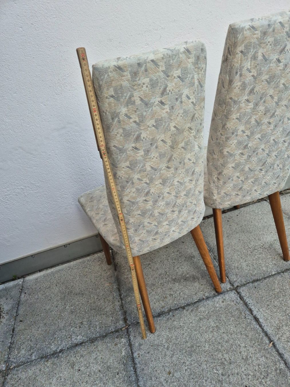 Sedie: 4x Esszimmerstühle mit Holzbeinen, klassisch – Usato da Speicher venduto da joreim 3
