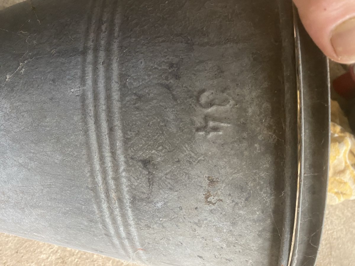Autres articles pour la maison: Blecheimer 34 Liter mit Henkel gebraucht – D'occasion à Menzingen par Edelmuni7 1