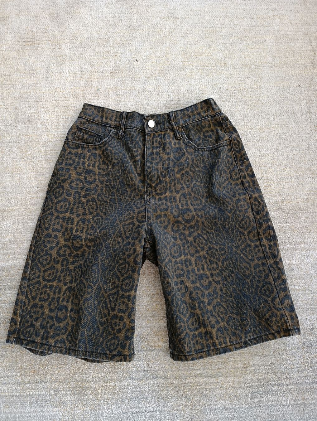 Pantaloni: SHORT LÉOPARD S – Nuovo (secondo la descrizione) da Sierre venduto da shirley04 3