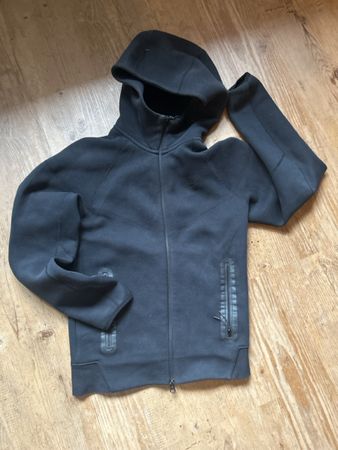 Nike Tech Fleece Hoodie XS Schwarz Winter Top Zustand! (59)