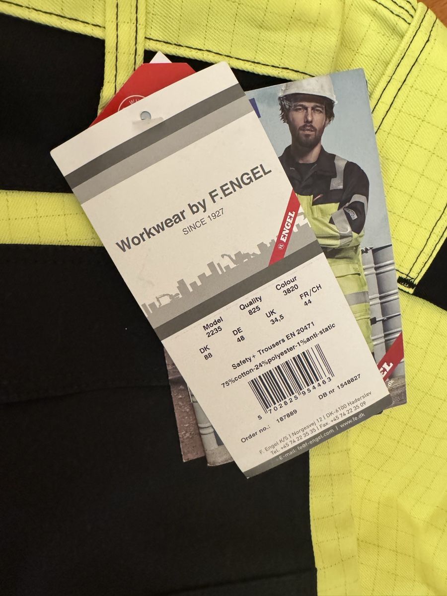 Hosen: Multinorm-Arbeitshose der Marke ENGEL Safety+ helm – Neu und originalverpackt aus Wallisellen von Buy.me.one.more.time 2