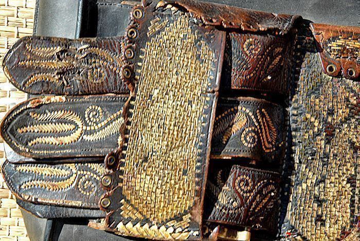 Taschen: Federkielstickerei Tasche antik – Gebraucht aus Fehraltorf von Swisscollector 4