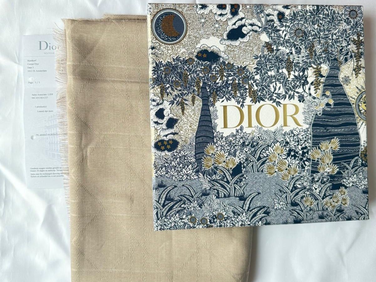Dior Foulards & écharpes: Dior Schal, Sandfarben – D'occasion à Oberarth par SSS. 4