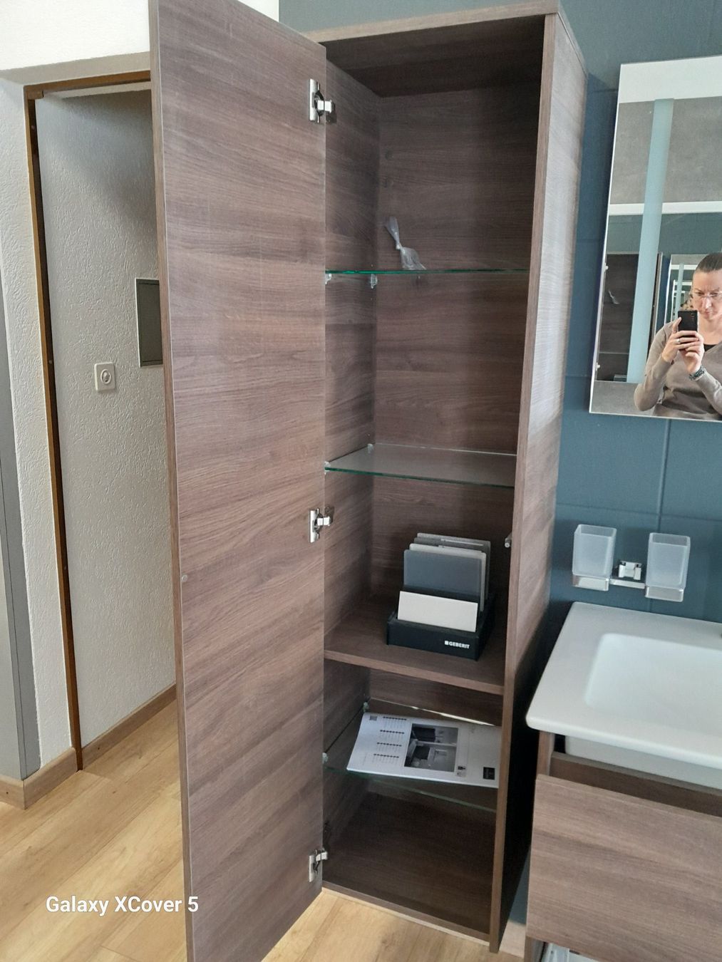 Mobili per bagno: Ensemble Villeroy et Boch lavabo-meubles – Usato da Crans-Montana venduto da isa_6yrl 2