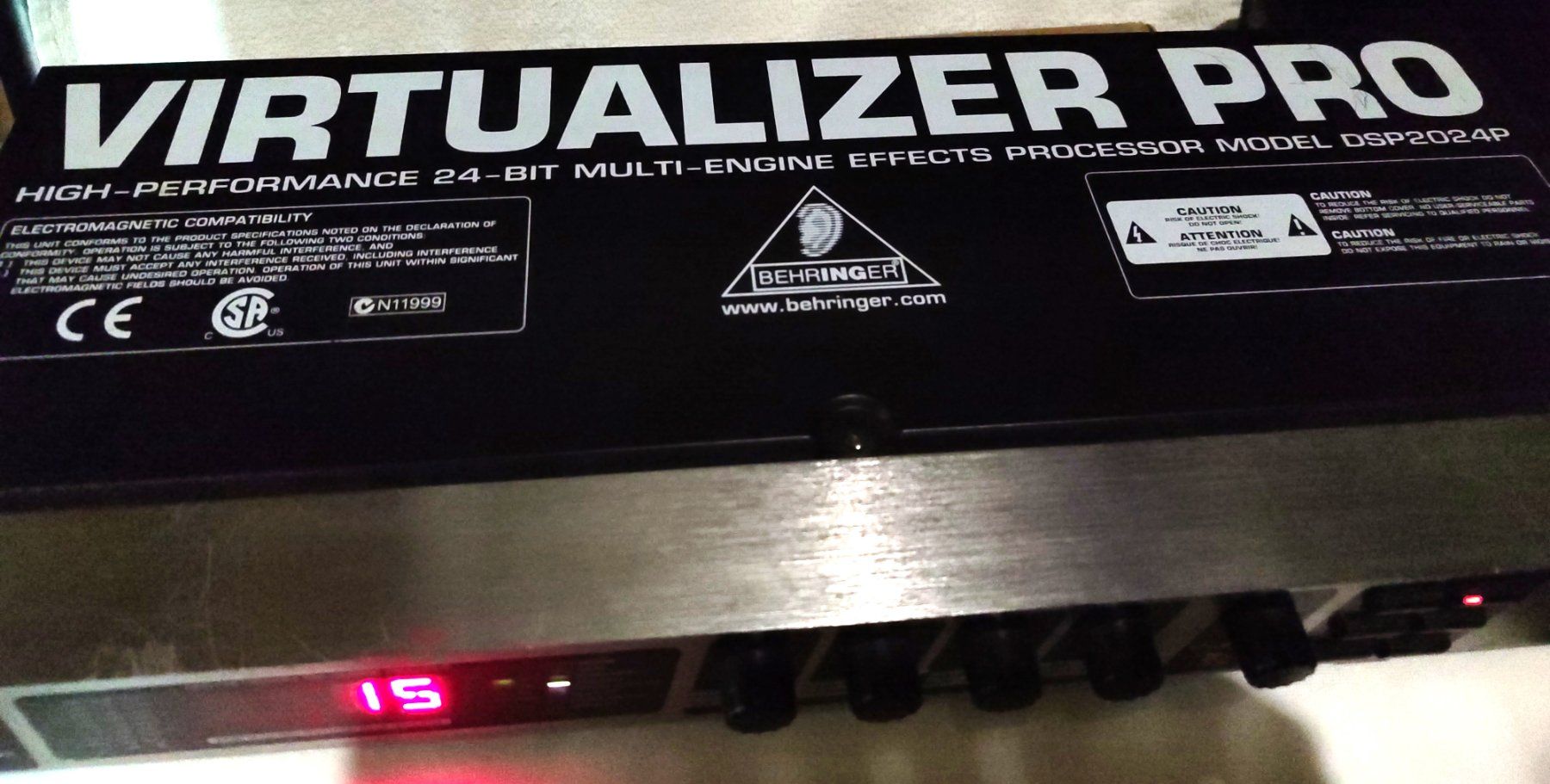 Behringer Equalizzatori: Behringer Virtualizer Pro  DSP2024P – Usato da Zénauva venduto da Alois6 4