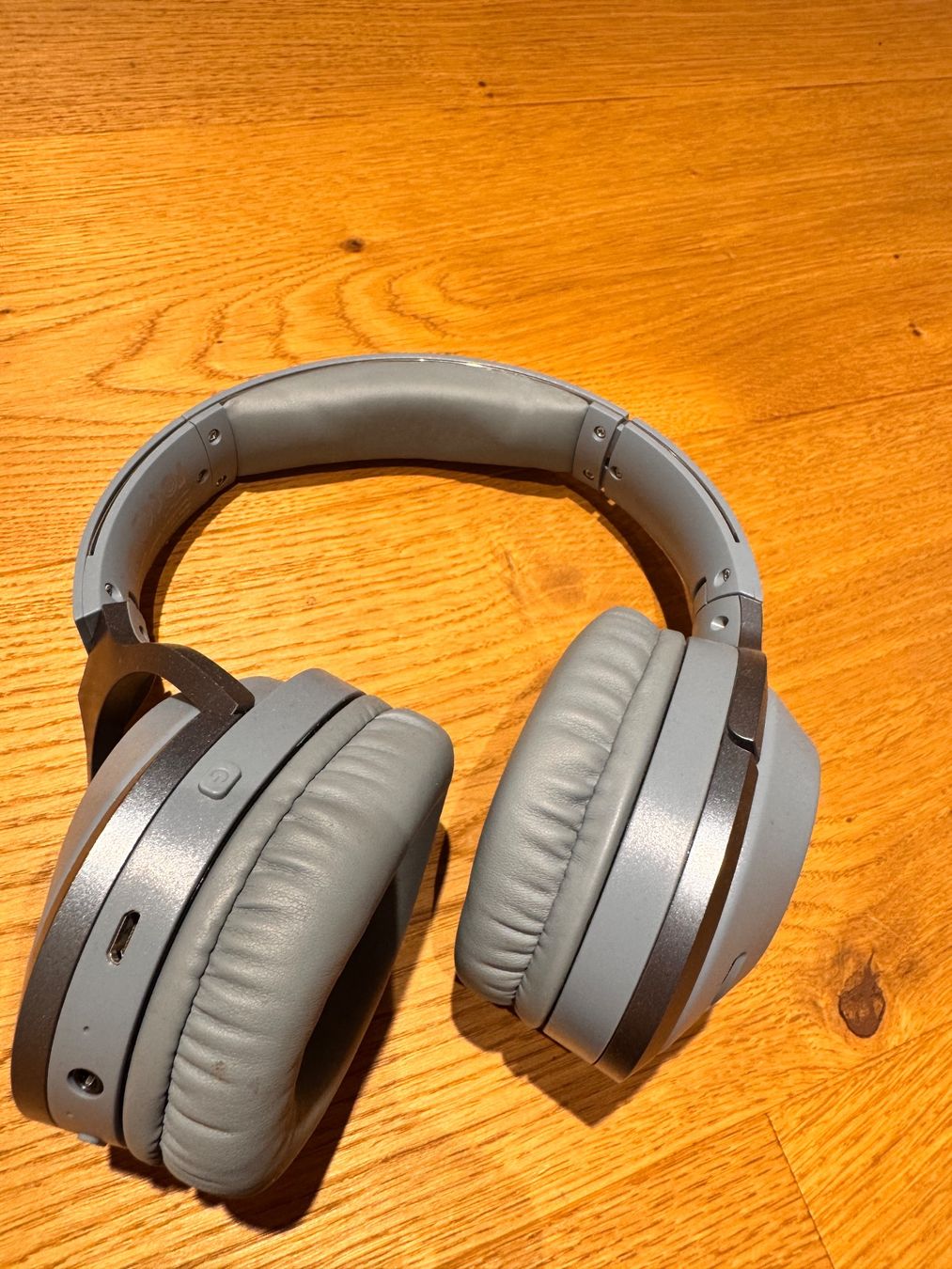 Casques audio: Bluetooth und Kabel Kopfhörer – D'occasion à Zofingen par miwehr 1