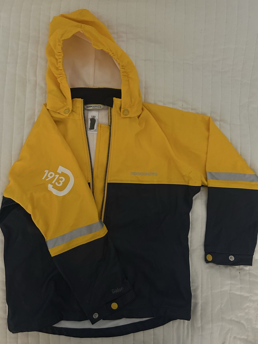 Didriksons Giacche & Cappotti: Didrikson Regenjacke, Gr. 130, Gelb/Navy – Usato da Zürich venduto da sab_xcf2