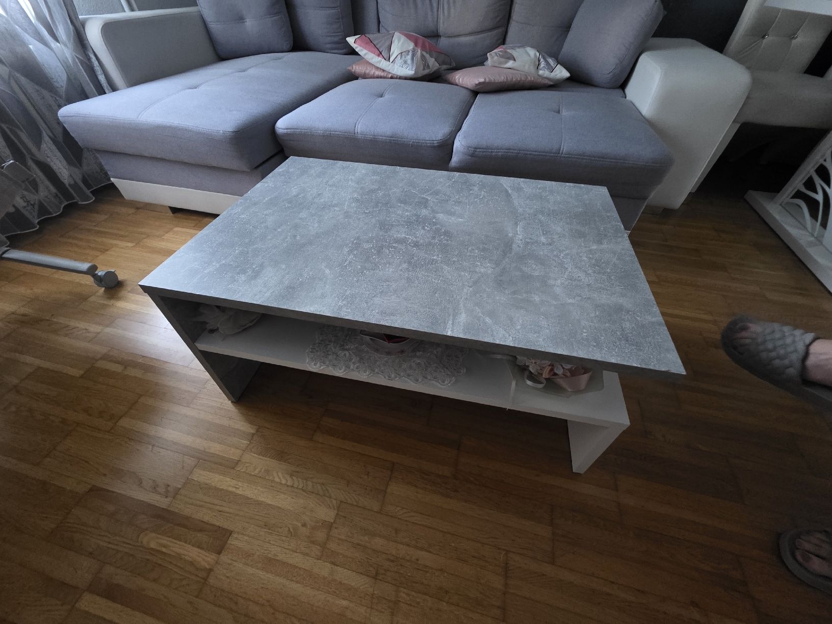 Tische: kleiner Tisch – Gebraucht aus Zuchwill von pre_dqj2