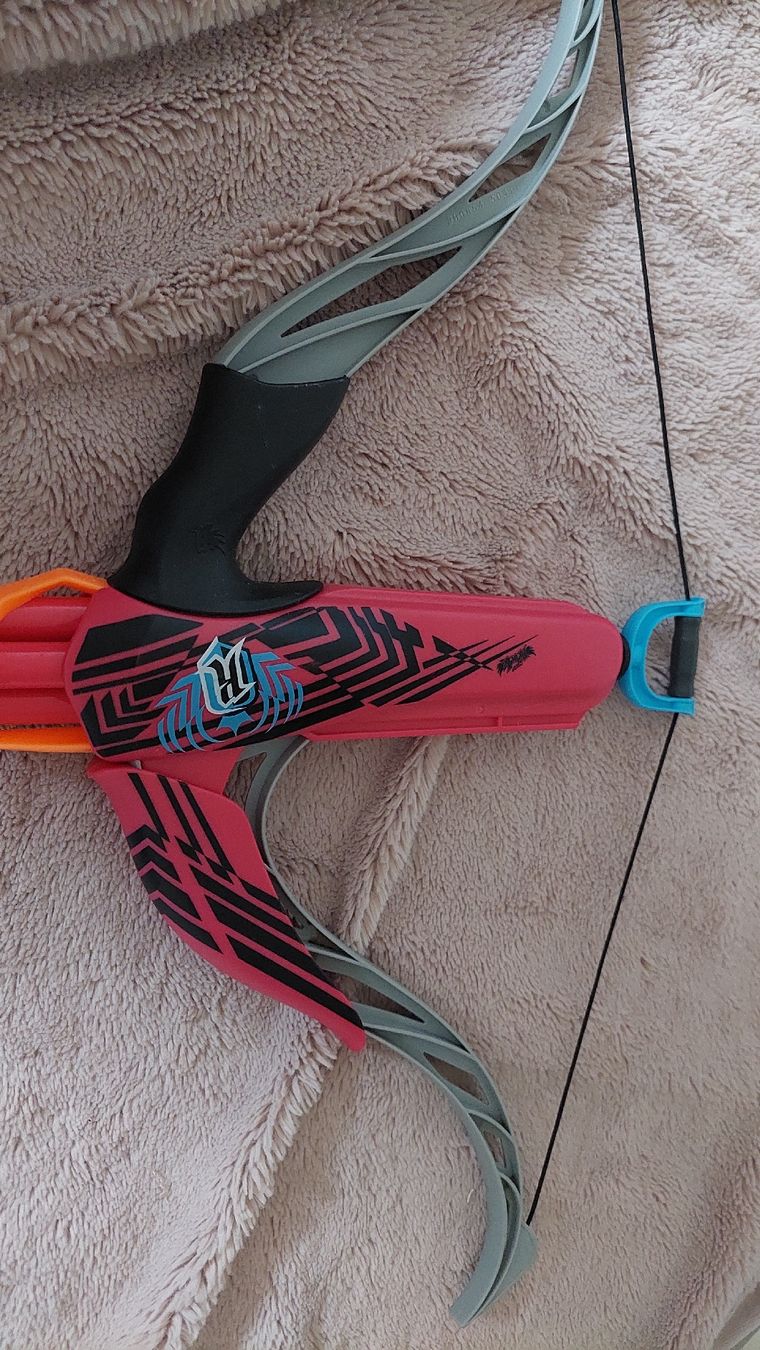 Nerf Giocattoli: Nerf Rebelle Strongheart/ Bow Blaster/Armbrust Mädchen Nerf – Usato da Basel venduto da O-MEGA