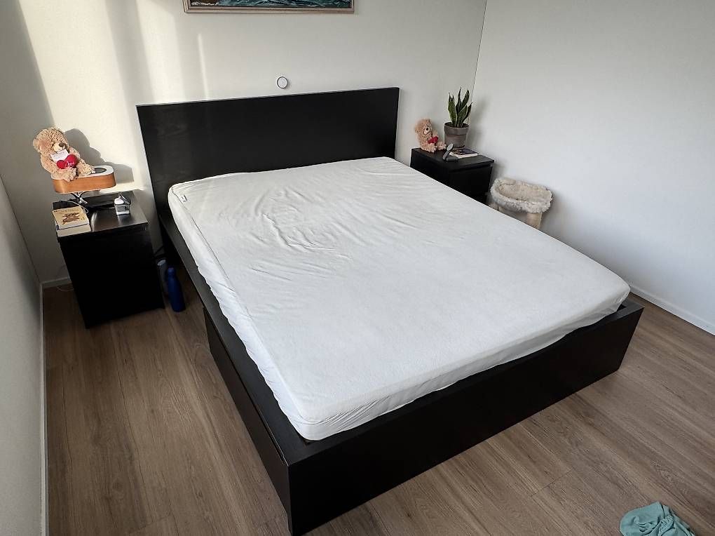 Betten: Ikea Malm Bett 160cm  – Gebraucht aus Schübelbach von simon.bellotti