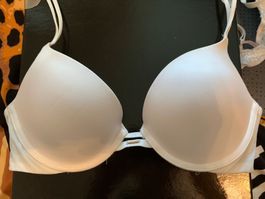 Soutien-gorge blanc, idéal pour l'été, taille 70C.