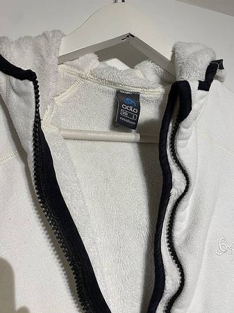 Schöner kuscheliger Pullover von Odlo, Grösse L