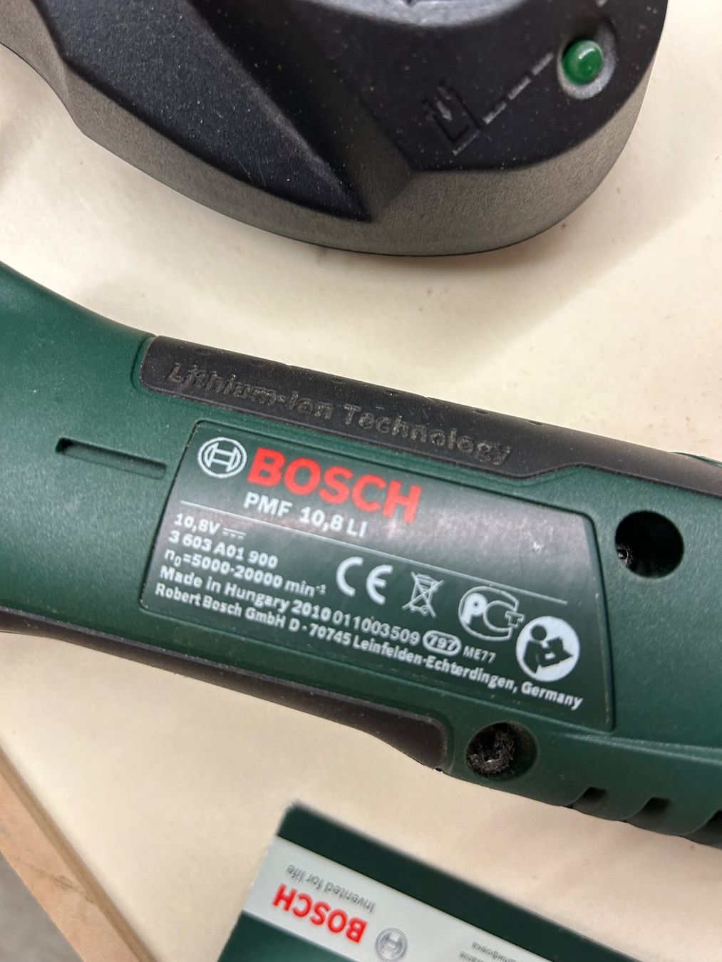 Bosch Alle Werkzeuge: Bosch PMF 10,8 LI Akku-Multifunktionswerkzeug – Gebraucht aus Sax von  2