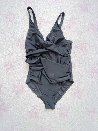 Maillot de bain noir élégant taille M - neuf