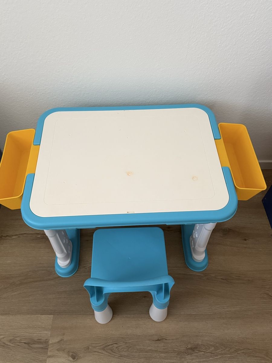 Set di tavolo e panche: Lego Kindertisch mit Stuhl, multifunktional – Usato da Diegten venduto da MLS_34 1