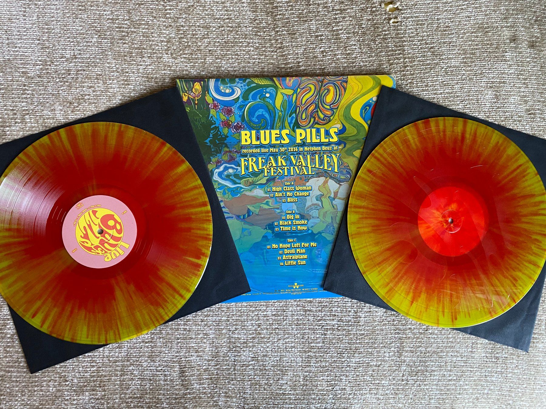 Dischi in vinile: Blues Pills – Blues Pills Live / 2 LP Splatter – Nuovo (secondo la descrizione) da Basel venduto da Dinosauce 1