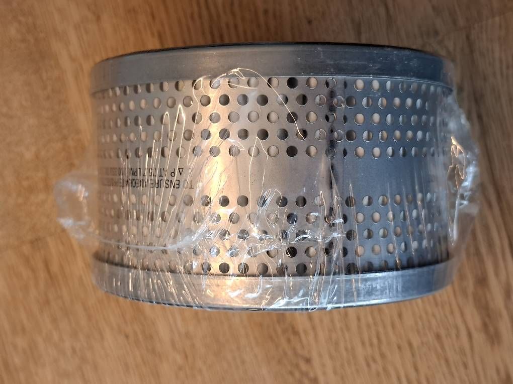 Case IH Tracteurs: CASE IH McCormick Hydraulik Filter 93413C1 – Neuf avec emballage d'origine à Biglen par AAA-DING-DONG 2