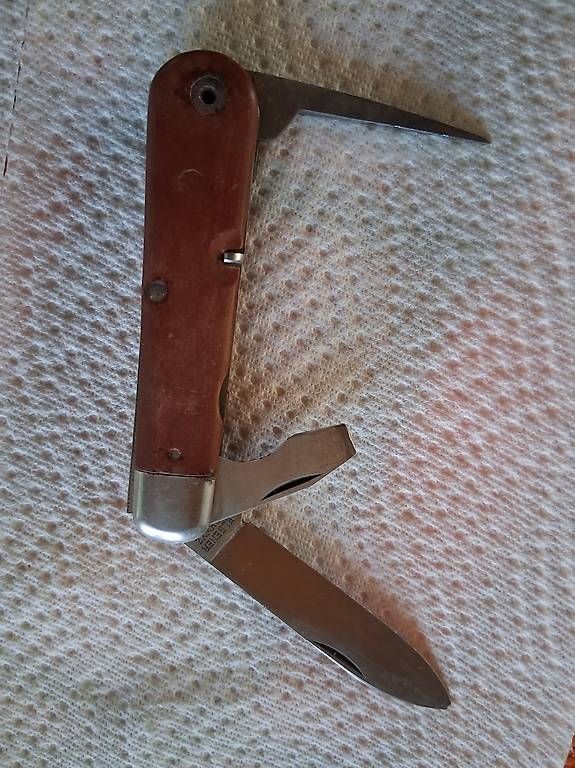 Coltelli tascabile: Elsener Millitär Taschenmesser Jg56 – Usato da Dürrenroth venduto da Speedy49 2