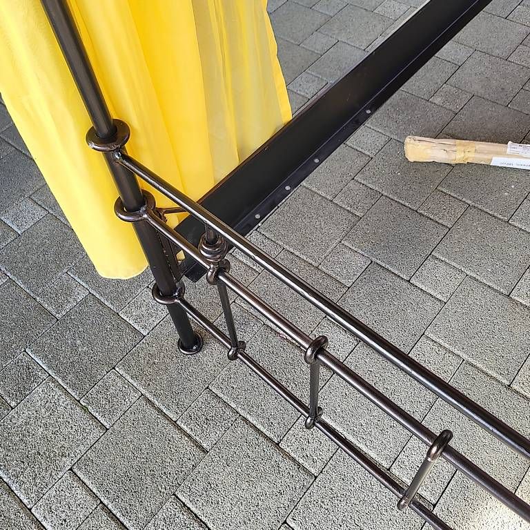 Letti: Himmelbett – Usato da Lostorf venduto da Benidomi1 3