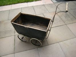 Antiker Wagen / Uralter Puppenwagen Wisa Gloria
