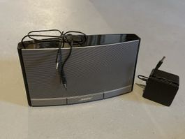 Bose SoundDock Lautsprecher mit Netzteil und Akku