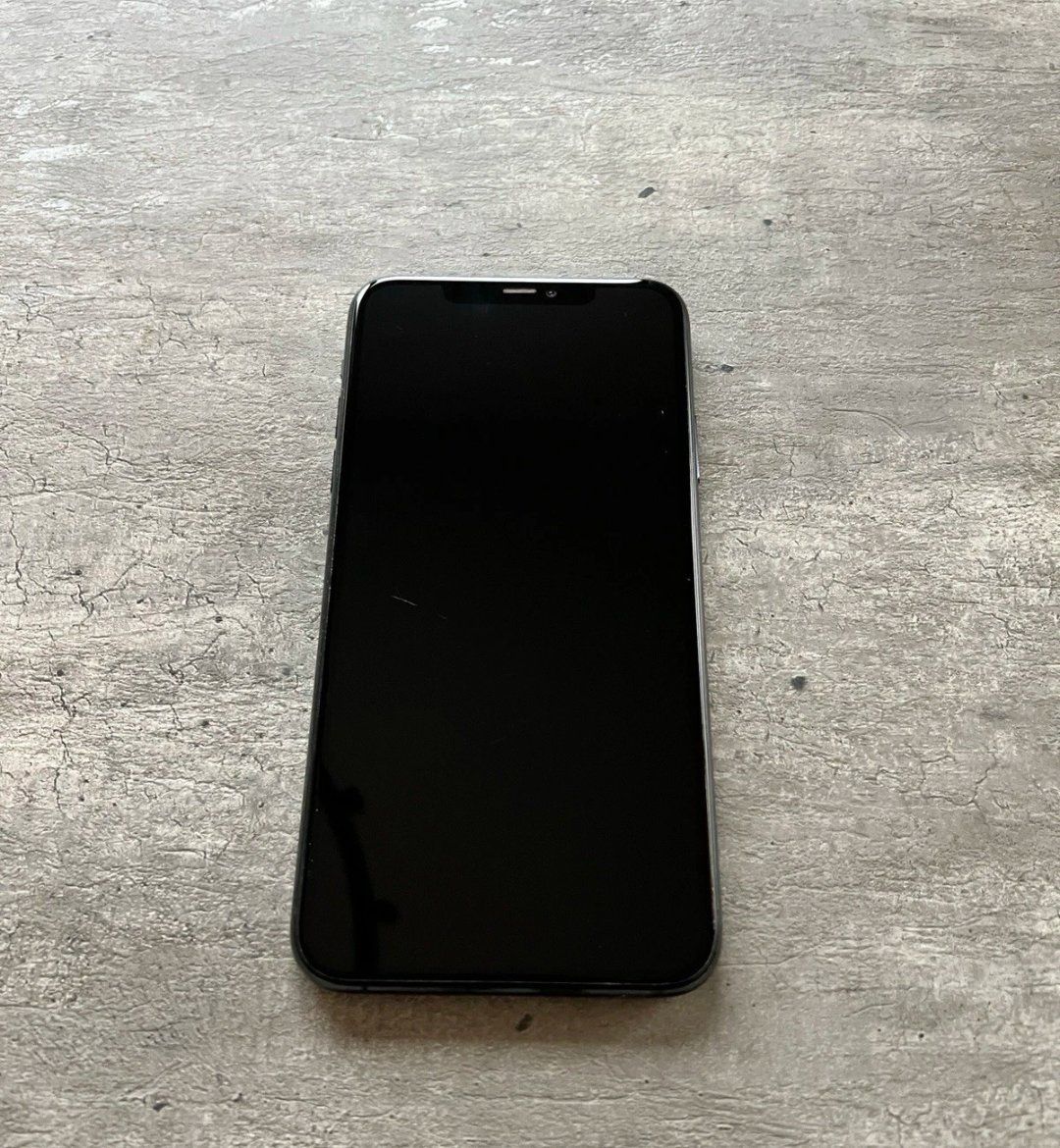 Apple Telefoni cellulari / Smartphones: iPhone 11 Pro Max (512GB) Akku 97% – Usato da Luzern venduto da Waince786 1