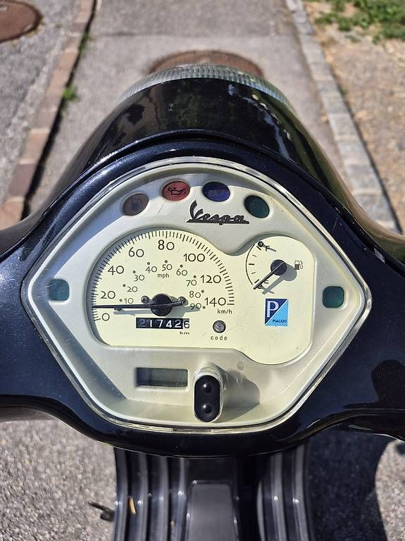 Scooter: Vespa LX 125 Nera – Usato da Sorengo venduto da rxpx68 4
