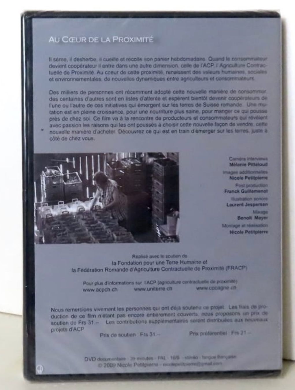 Tutti i DVDs: DVD - Au coeur de la proximité. Documentaire – Nuovo e nell'imballaggio originale da Le Locle venduto da LibrairieLaBergerie 1
