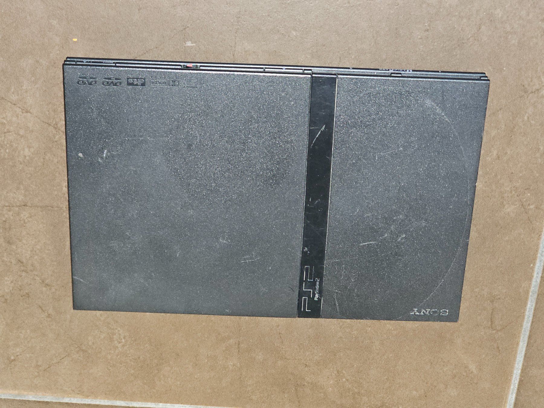 Sony Console: Console PlayStation 2 (PS2) noire – Usato da Bulle venduto da Arushamalit