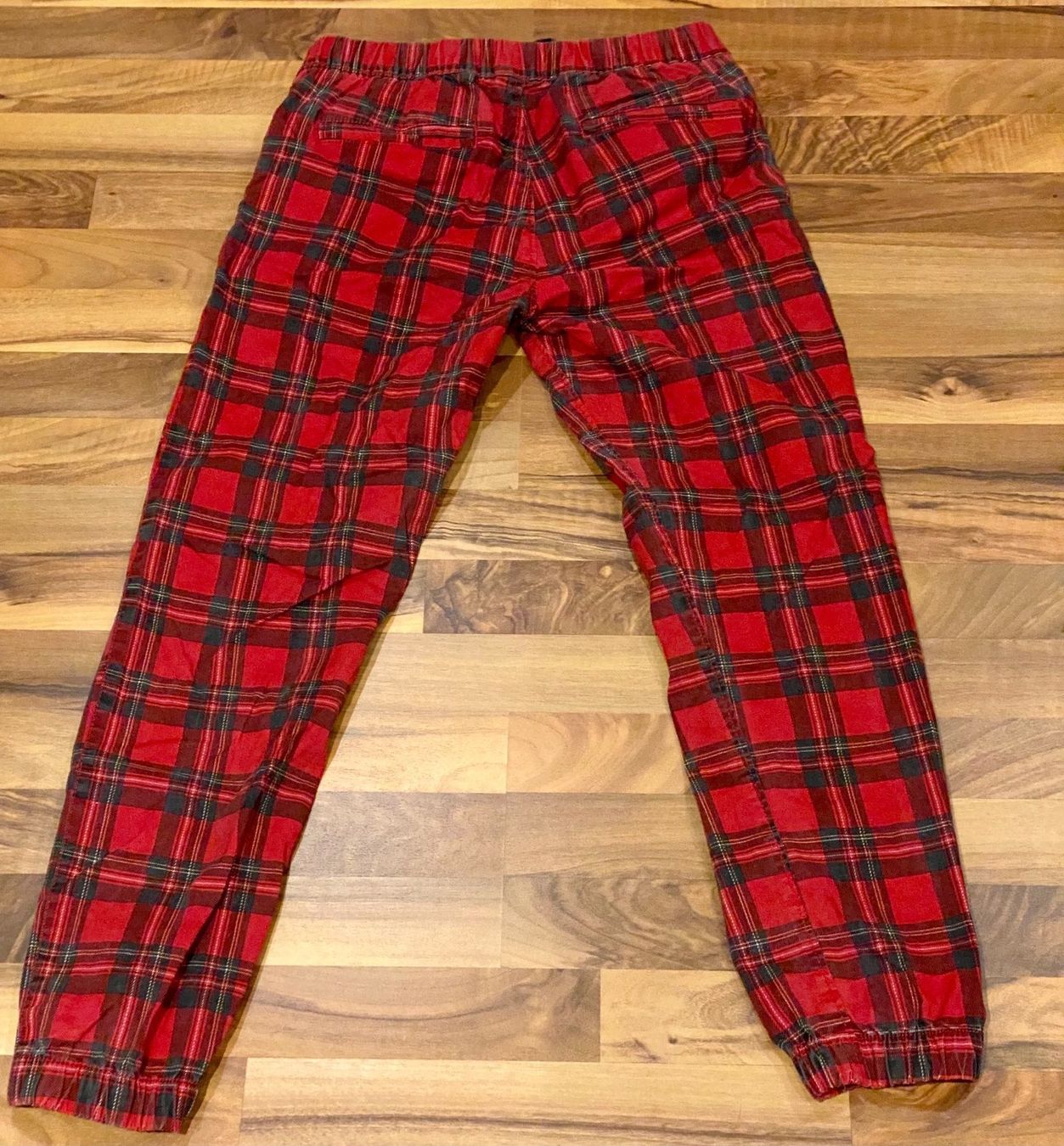 Pantaloni: Stoffhose Drake Jogger NEU Gr.30 – Nuovo (secondo la descrizione) da Bäretswil venduto da clothes-freak 1