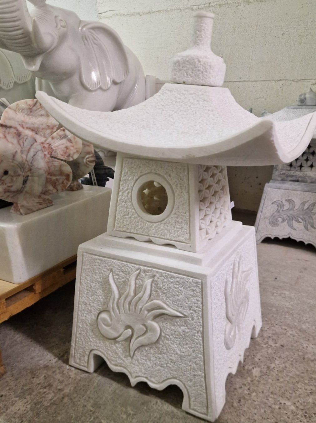 Sculture & Statue: Pagode aus Marmor – Nuovo (secondo la descrizione) da Roggliswil venduto da Crosser17
